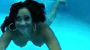 Dildo Fucking Maxine X Squirts Deep Inside Her Wet Pussy