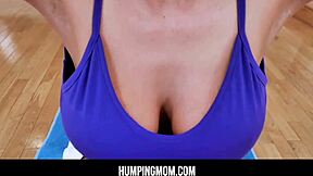 Yoga Stepmom Brooklyn Chase Stretches Pussy for Taboo Humping