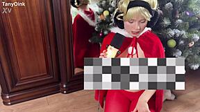 check cindy lou's christmas college cosplay huge ass tease
