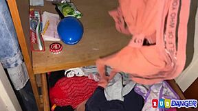 Homemade teen hermanastra tempts with big ass anal