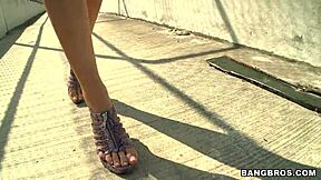 wanna watch this babe suck her own toes while giving the hottest footjob ever??