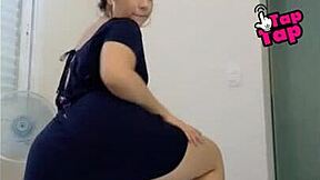 brazilian babe flashes bare ass and pussy on bigo live so sexy