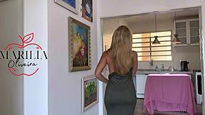 Sexy Latina Babe Shakes Big Ass Pierced Pussy in Gym Wear