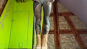 Wanna Master Pole Dance Poses? Search Polekatzz on YouTube Now!