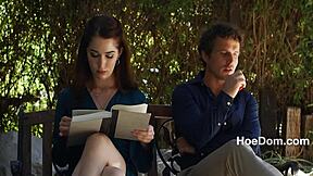 Robby Apples and Evelyn Claire spark hardcore outdoor fuck