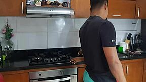 Best friend's stepmom huge ass gets me horny part 1