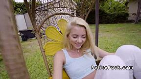 whoa this skinny spinner in leggings bangs that huge monster cock pov doggystyle hardcore