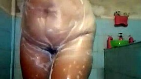 hey sexy filipina bride wanna see my slave milf bath dance?