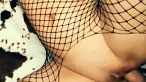 Skinny 40yo sexwife hooks up with hubby's brother