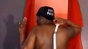 Tattooed Npleasures Dances Her Ass To Trina's Beat Wildly