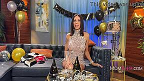 hey milf you slay that pussy on him at the gym don't you