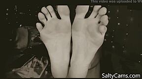 Lover licks toes and asshole in foot fetish