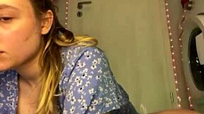 omg my huge ass takes this massive dildo anal so deep