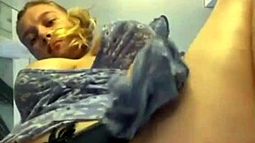 omg my huge ass takes this massive dildo anal so deep