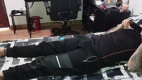 Mi Padrastro Me Folla Rico Antes De Universidad Con Polla Enorme