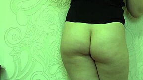 Brunette in stockings dildos her juicy ass doggystyle to orgasm??