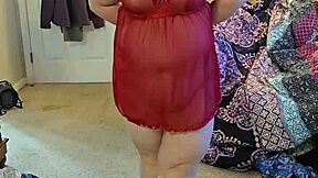 bbw strips out of lingerie showing huge curves
