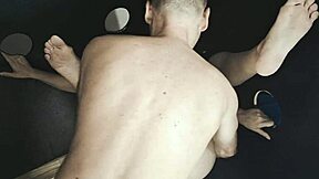 esposa puta chupando e fodendo estranhos no gloryhole - flashing miniskirt for hubby