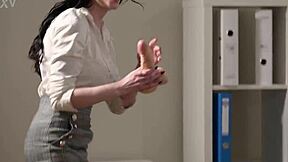 Anna De Ville in Glasses and Heels Seduces Samantha Cruz with Lingerie Kisses Leading to Strap-On Pussy Licking