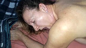 Delivery Guy Slams Hot Milf's Pussy In Quick Raw Fuck!