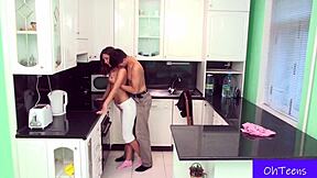 Navon sneaks kitchen fun with roommate mary's tempting curves