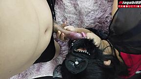 THAI SLUT SUCKS BIG COCK BEFORE HARD FUCK AND TIT CUMSHOT