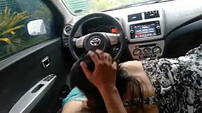 pinay offers ride payment to taxi driver in a pinch