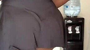 i shake my 52-inch booty insanely