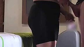 nena de 19 engaña a su novio con mi monster cock cumming on her tits