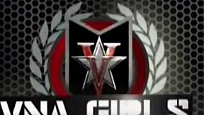 mature vicky vette fingers her hairy pussy and big clit in tub