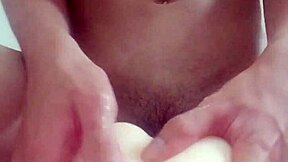 自慰中出超爽~想看更多就私我多发点