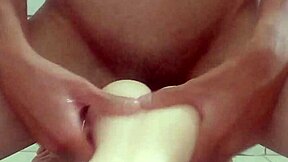 自慰中出超爽~想看更多就私我多发点