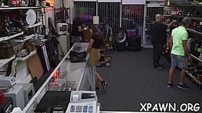 damn this wonderful wazoo amateur is getting filled by big cock