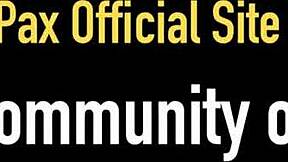 Penny Pax slams double-head dildo into juicy pussy outdoors!