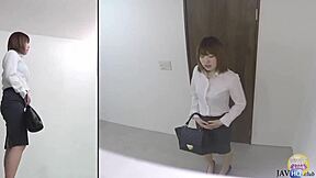 japanese ol soaks panties wetting outdoors voyeur style