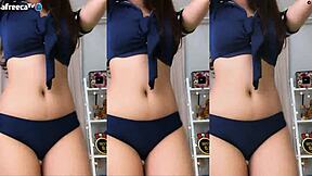 Korean babe dances provocatively in cute sailor outfit energetically