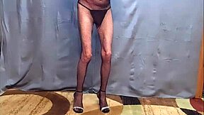 Busy bottom amateur rocks fishnet body stockings heels high def update 12 xvideos oct 07 2025