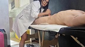 My latina milf masseuse stroked my huge cock until explosion in her skilled hands