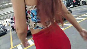 Wife Exposes Ass and Pussy Without Panties on Busy Street