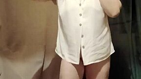 i striptease caress myself with magic wand in auto session