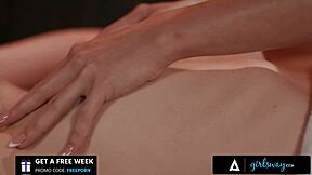 Kylie Rocket Gets Oiled Up Massaging Braylin Bailey Into Wild Lesbian Scissoring!