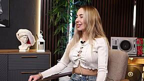 hey ni ole murkovski, what if bella mur answers fan questions naked?