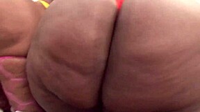 black bbw friends ms cleo and lady seductress slurp small white cock together