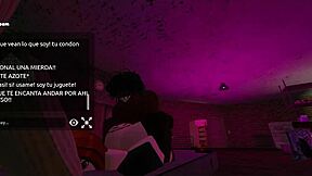 esta zorra negra gime mientras chupa verga sucia y recibe creampie interracial hardcore