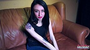 busty blonde hannah devours brunette olyssia's shaved pussy deep