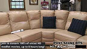 Home Alone Mia Close-Up Shaved Pussy Masturbation Orgasm Toys Spreading