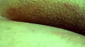 desi wife loves her big ass rubbed in horny massage