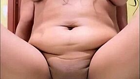 young ebony latina with big clit and tits fingers wet pussy squirts cremita solo masturbation