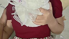 Tight vietnamese pussy ripped open by stranger's cock on valentines creampie