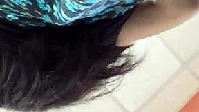 Venezolana skirt upskirt flashes juicy pussy tease